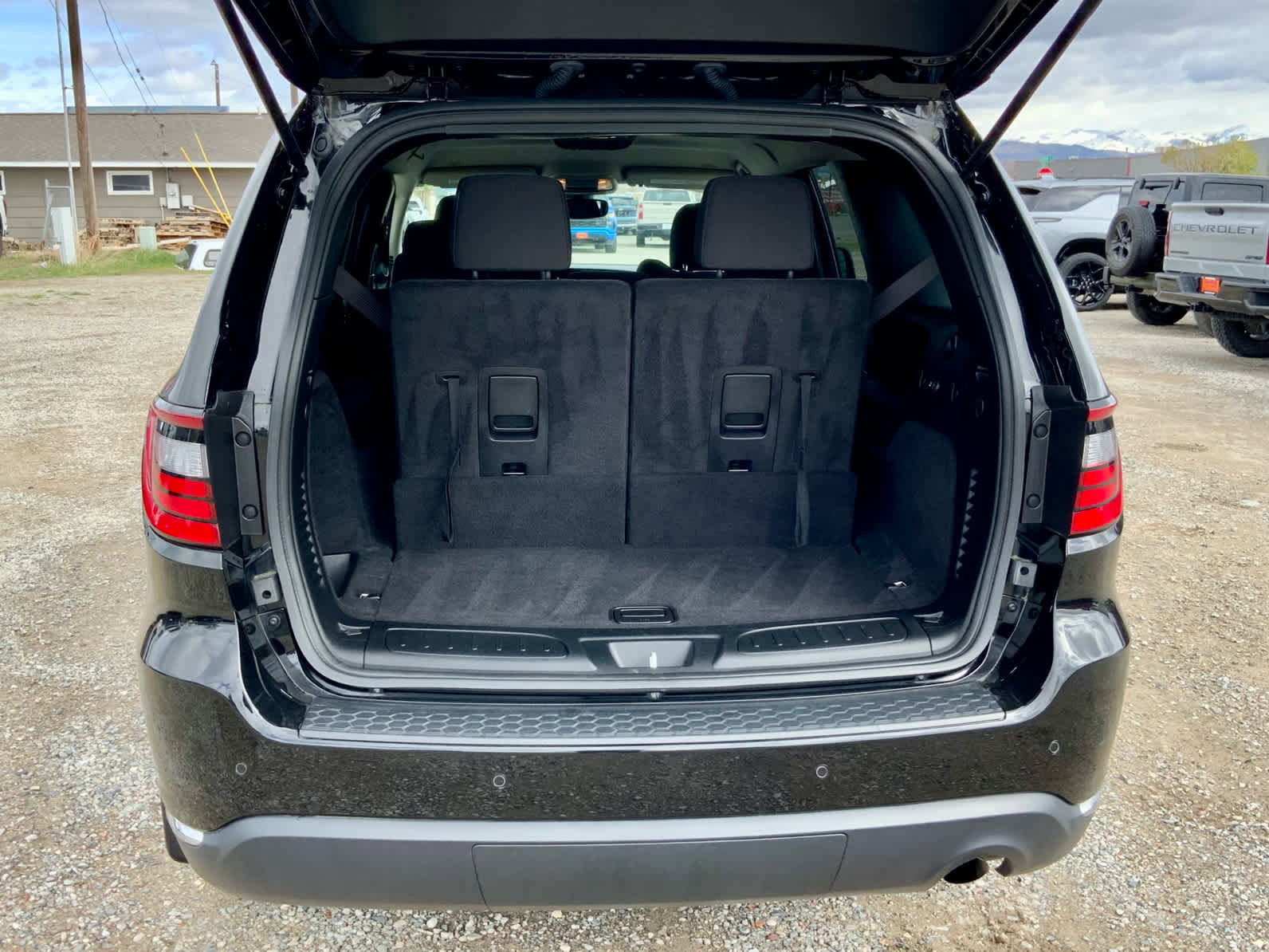 Used 2022 Dodge Durango SXT AWD/4WD image 16