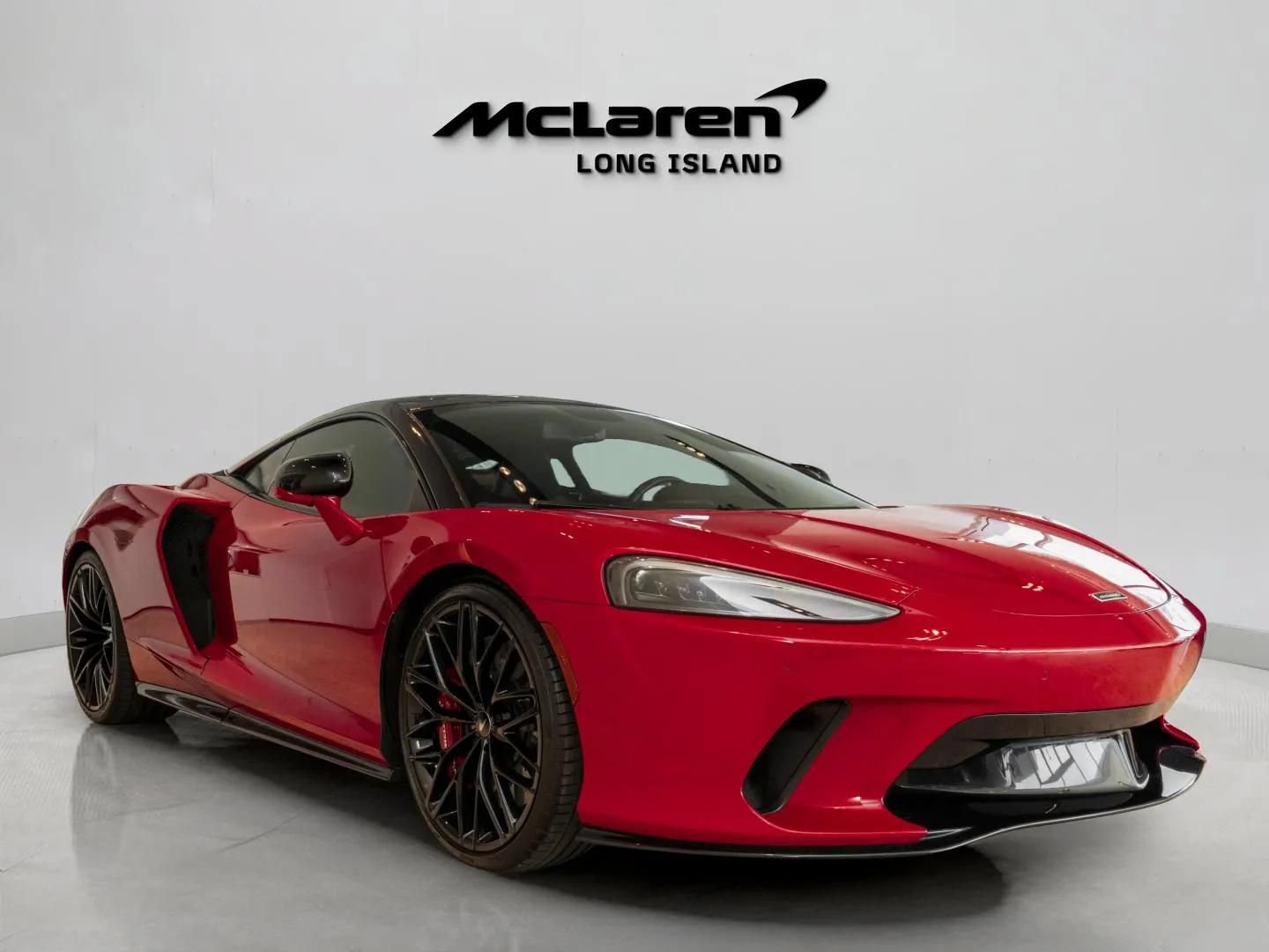Used 2022 McLaren GT RWD image 3