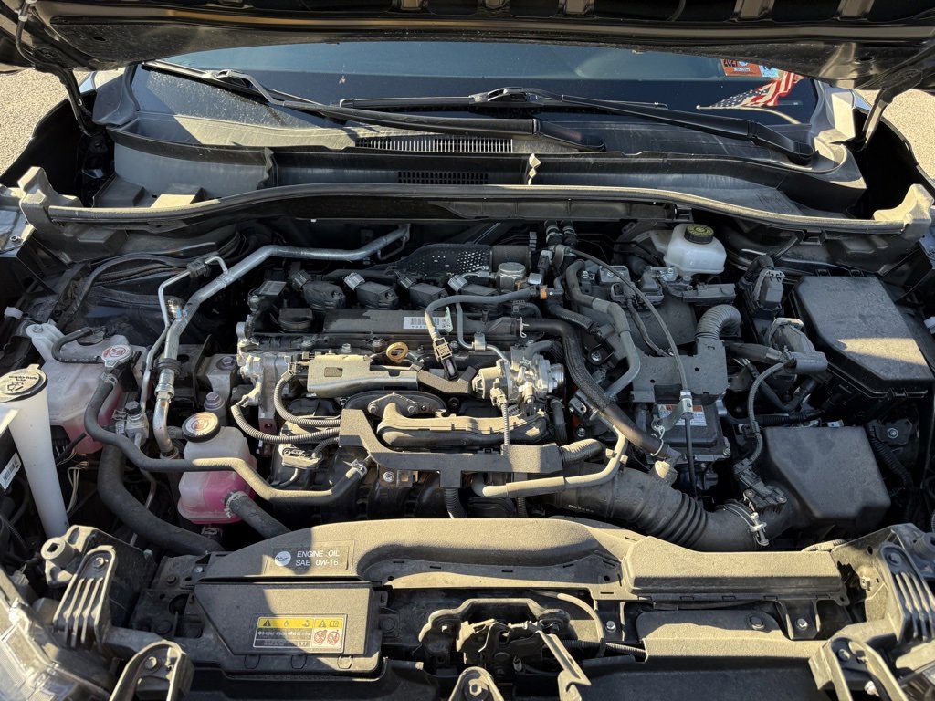 Used 2023 Toyota Corolla Cross SE image 12