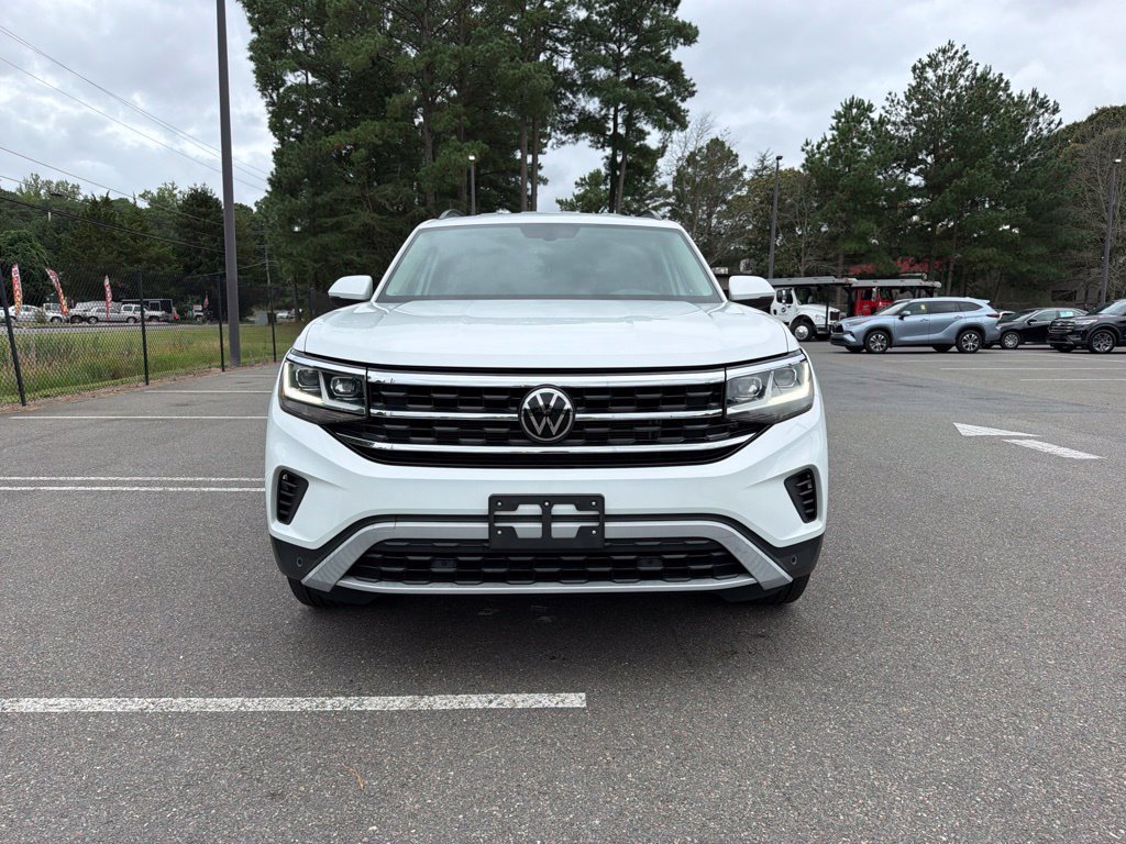 Used 2023 Volkswagen Atlas SE w/ Black Wheel Package AWD/4WD image 3