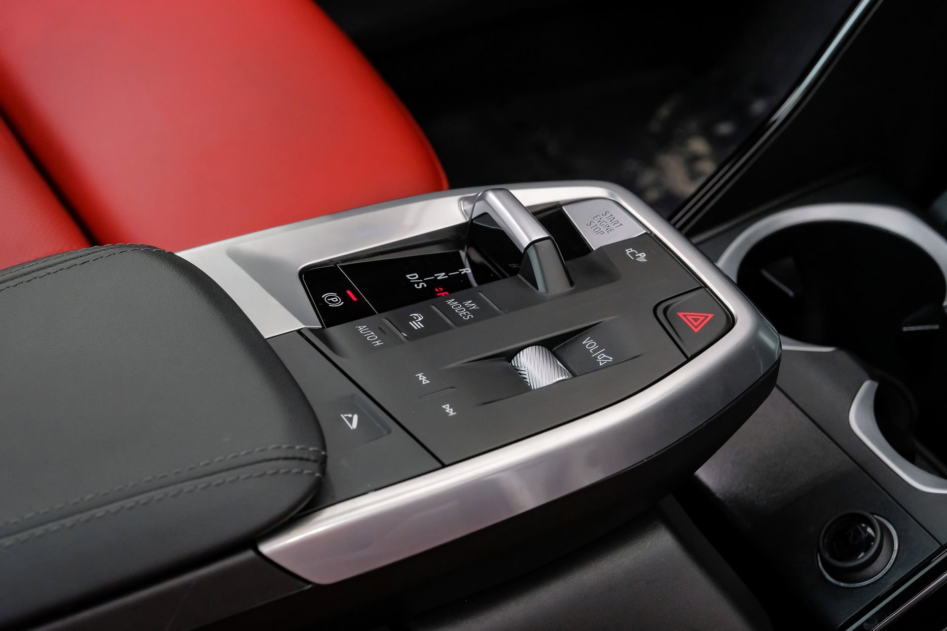 Used 2025 BMW X2 xDrive28i image 29