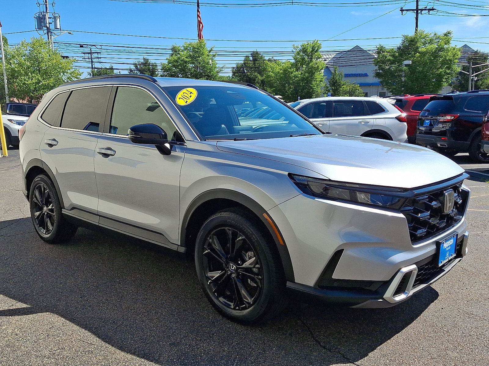 Used 2024 Honda CR-V Sport Touring image 3