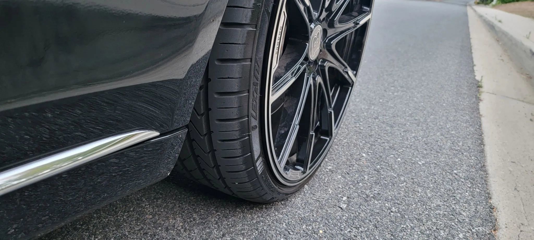 Used 2020 Mercedes-Benz S 560 Sedan image 23