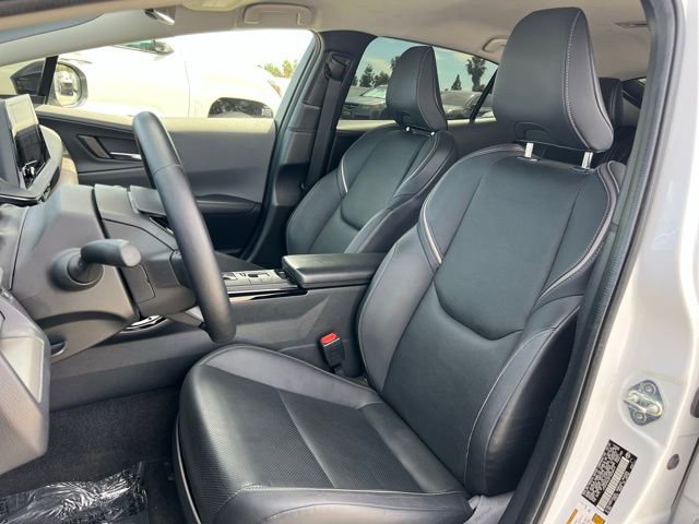 Used 2023 Toyota Prius XLE image 13