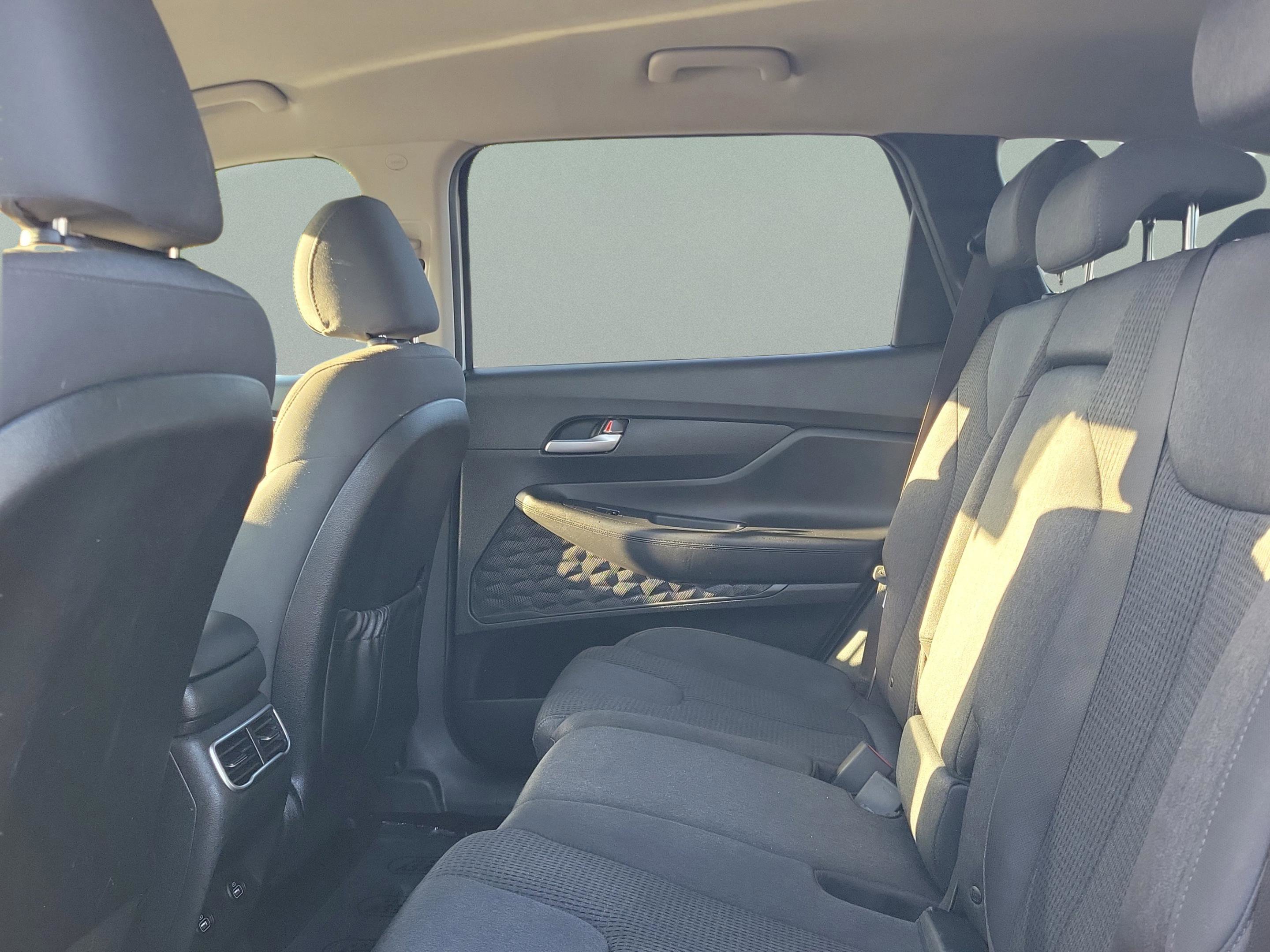 Certified 2023 Hyundai Santa Fe SEL image 11