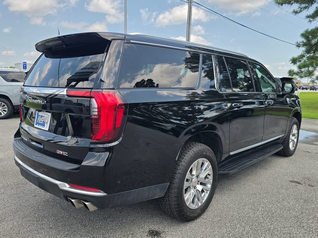 Certified 2025 GMC Yukon XL Denali AWD/4WD image 5
