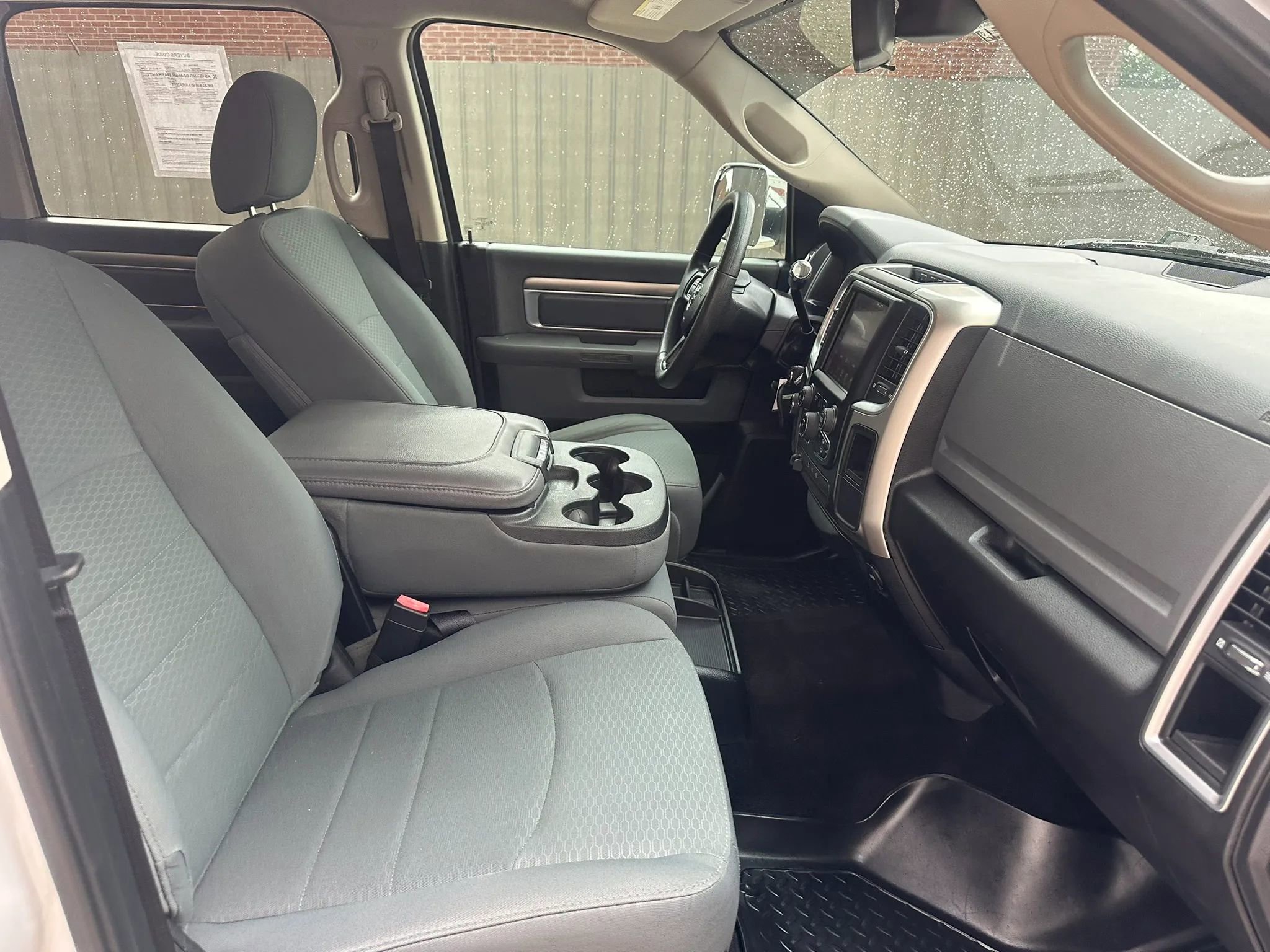 Used 2016 RAM 2500 SLT AWD/4WD image 22