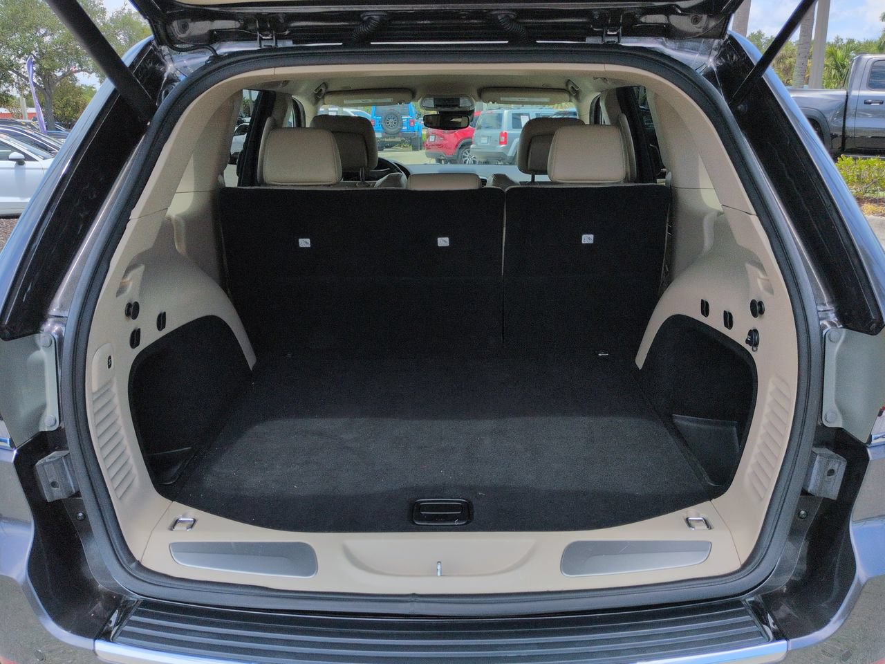Used 2018 Jeep Grand Cherokee Limited RWD image 13