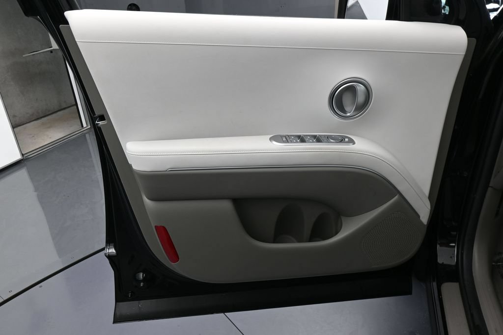 Used 2026 Hyundai Palisade SEL FWD image 13