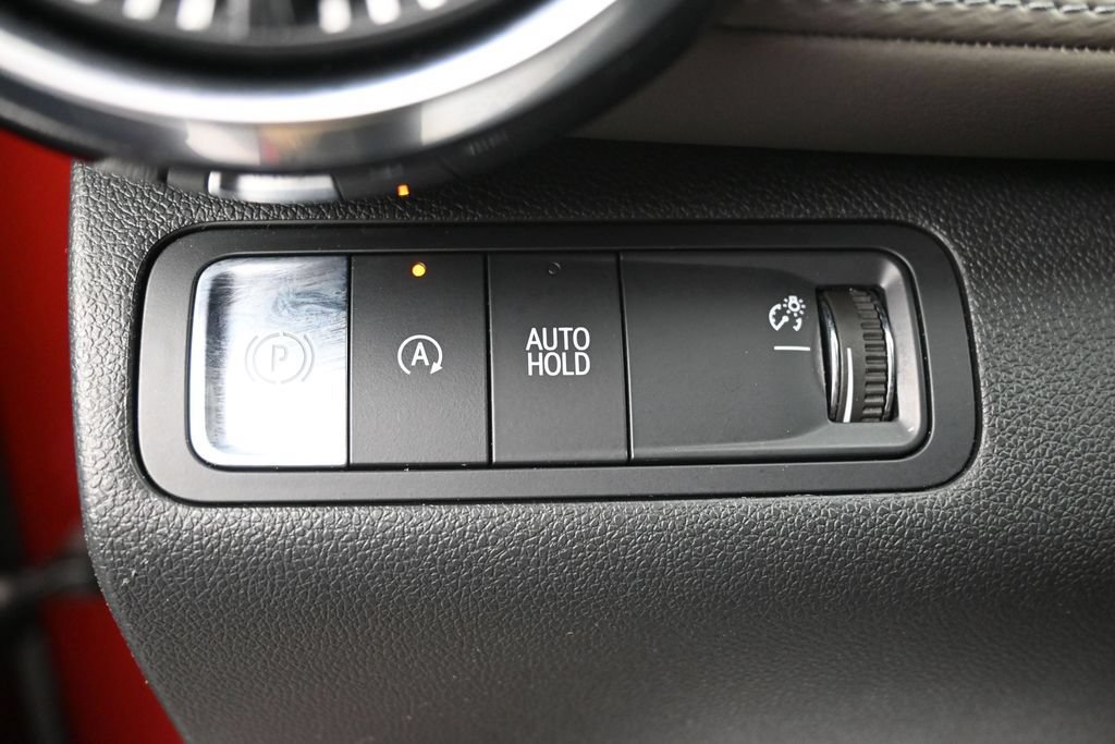 Used 2025 Chevrolet Equinox LT w/ Convenience Package II FWD image 18