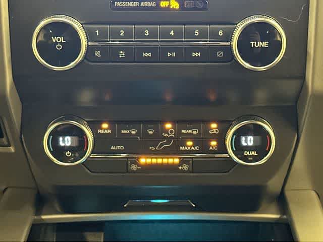 Used 2019 Ford Expedition XLT AWD/4WD image 15