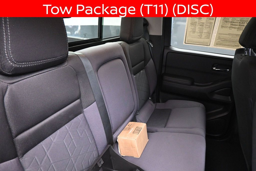 Used 2025 Nissan Frontier SV w/ SV Convenience Package RWD image 16
