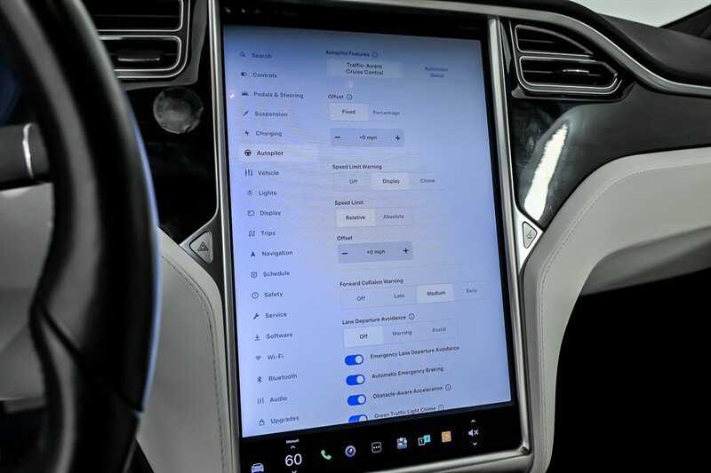 Used 2017 Tesla Model S 90D AWD/4WD image 30