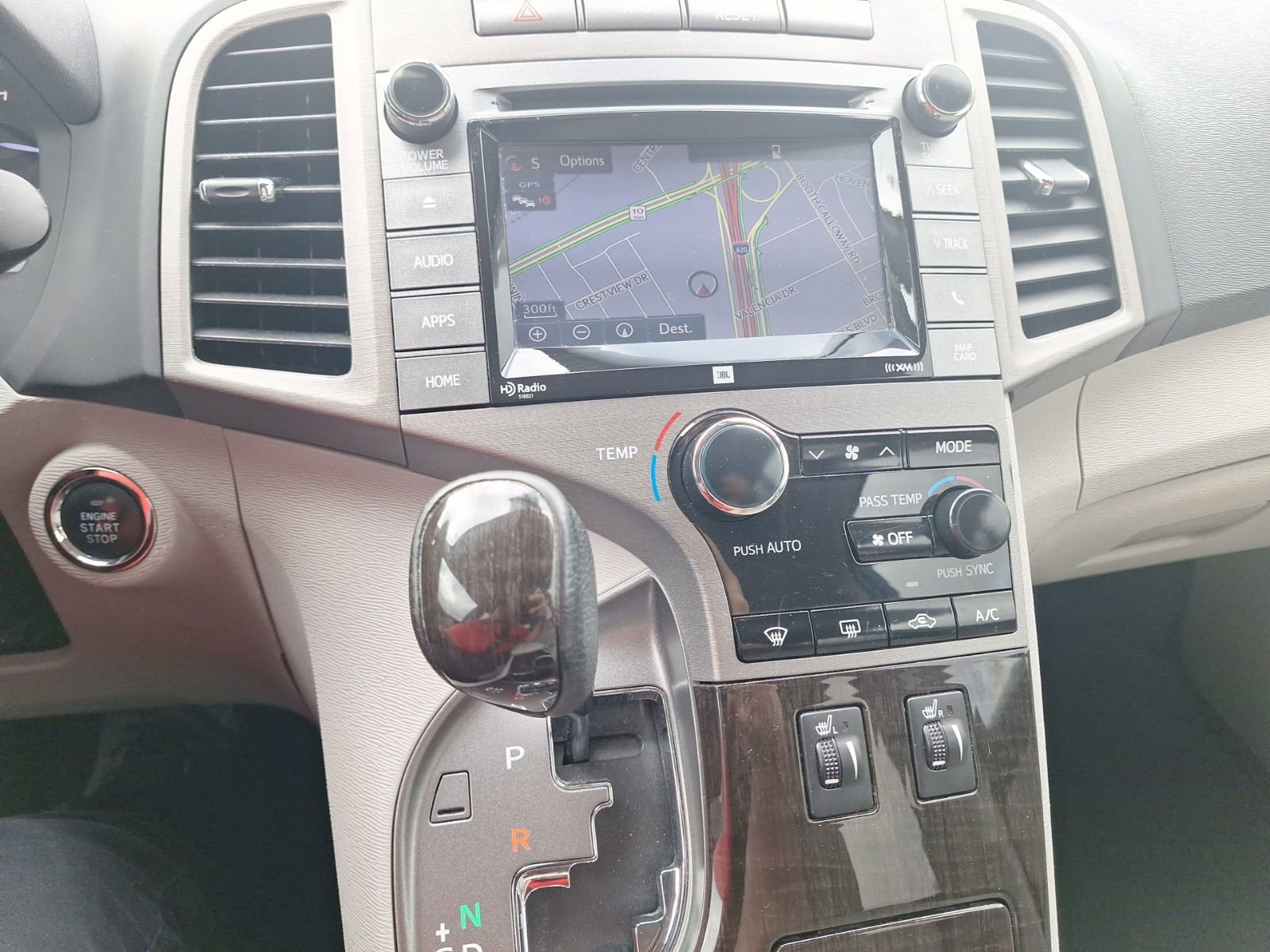 Used 2015 Toyota Venza XLE w/ XLE Premium Package image 28