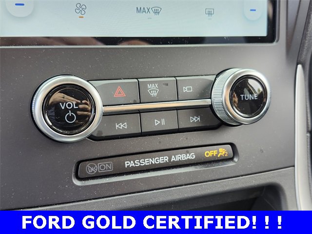 Used 2024 Ford Edge SE w/ Black Appearance Package image 22