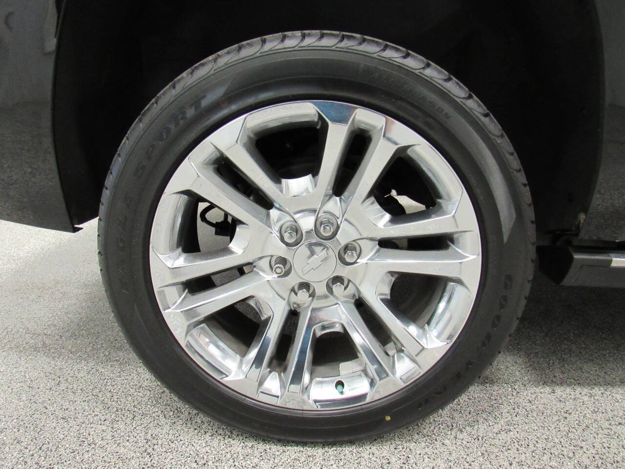 Used 2020 Chevrolet Tahoe Premier w/ Premier Plus Edition image 15