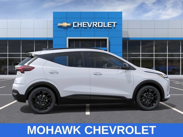New 2027 Chevrolet Bolt RS FWD image 5