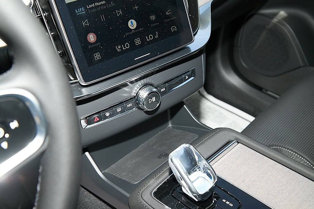 New 2026 Volvo XC90 T8 Ultra w/ Lounge Package AWD/4WD image 16