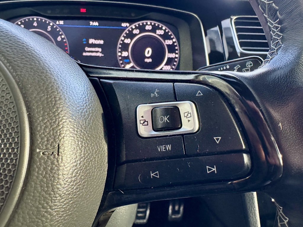 Used 2019 Volkswagen Golf R 4-Door image 31