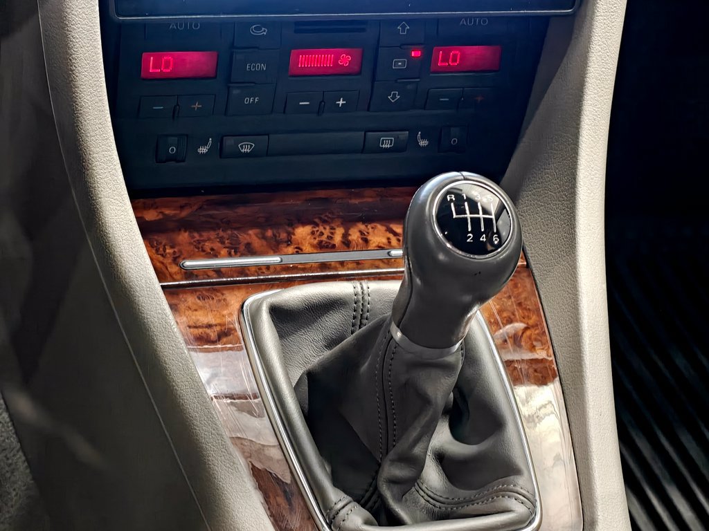 Used 2008 Audi A4 2.0T AWD/4WD image 7