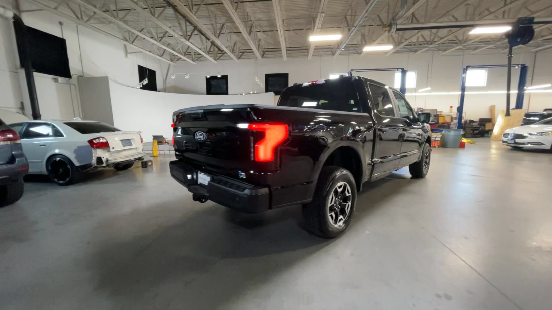 New 2024 Ford F150 Lightning Pro w/ Tow Technology Package AWD/4WD image 10