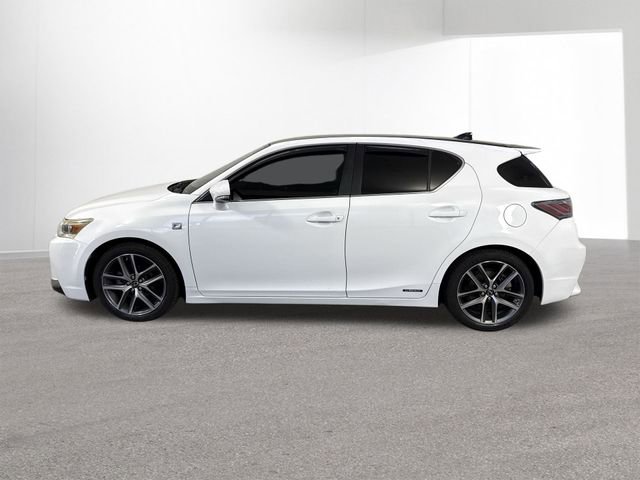 Used 2016 Lexus CT 200h w/ Navigation Package FWD image 29