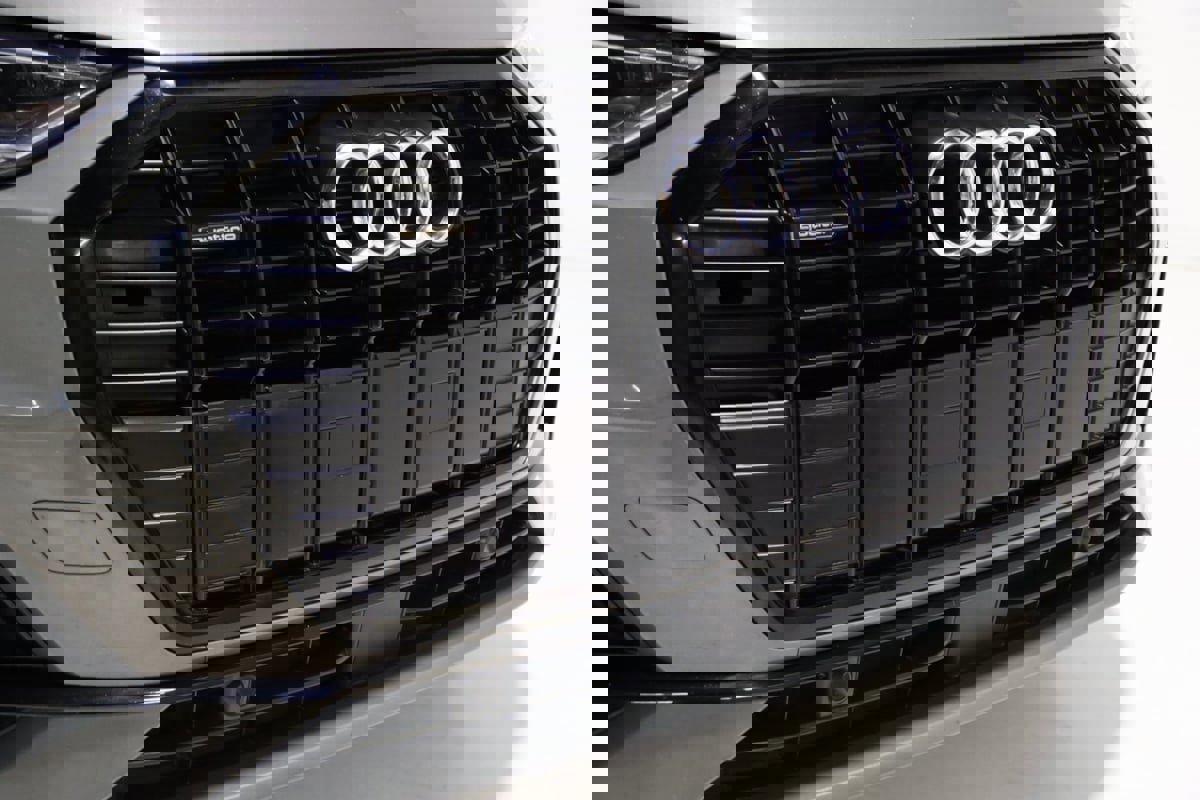 Used 2021 Audi Q3 2.0T Premium Plus w/ Premium Plus Package image 27