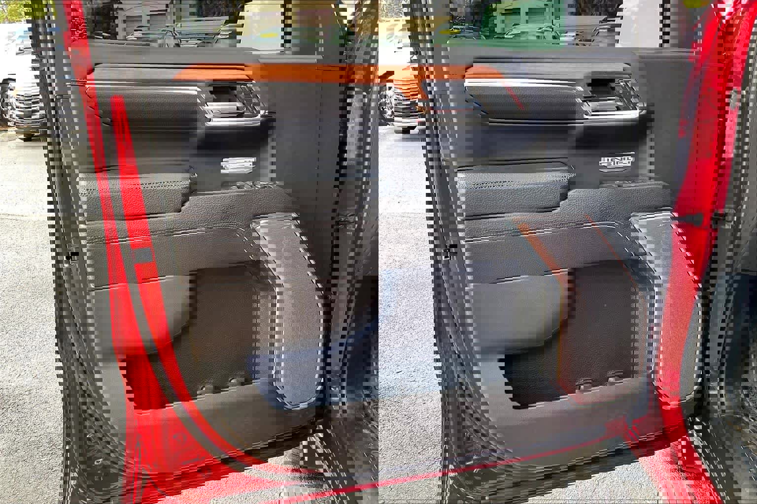 Used 2022 GMC Sierra 1500 Denali w/ Denali Reserve Package image 22