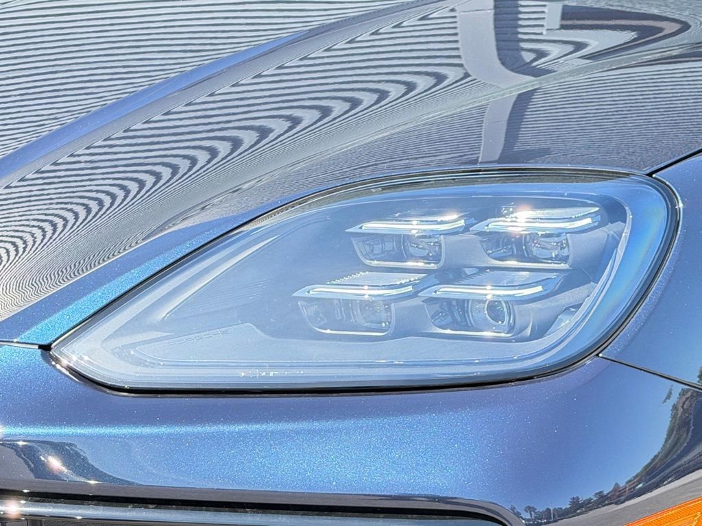 New 2026 Porsche Cayenne Coupe AWD/4WD image 26