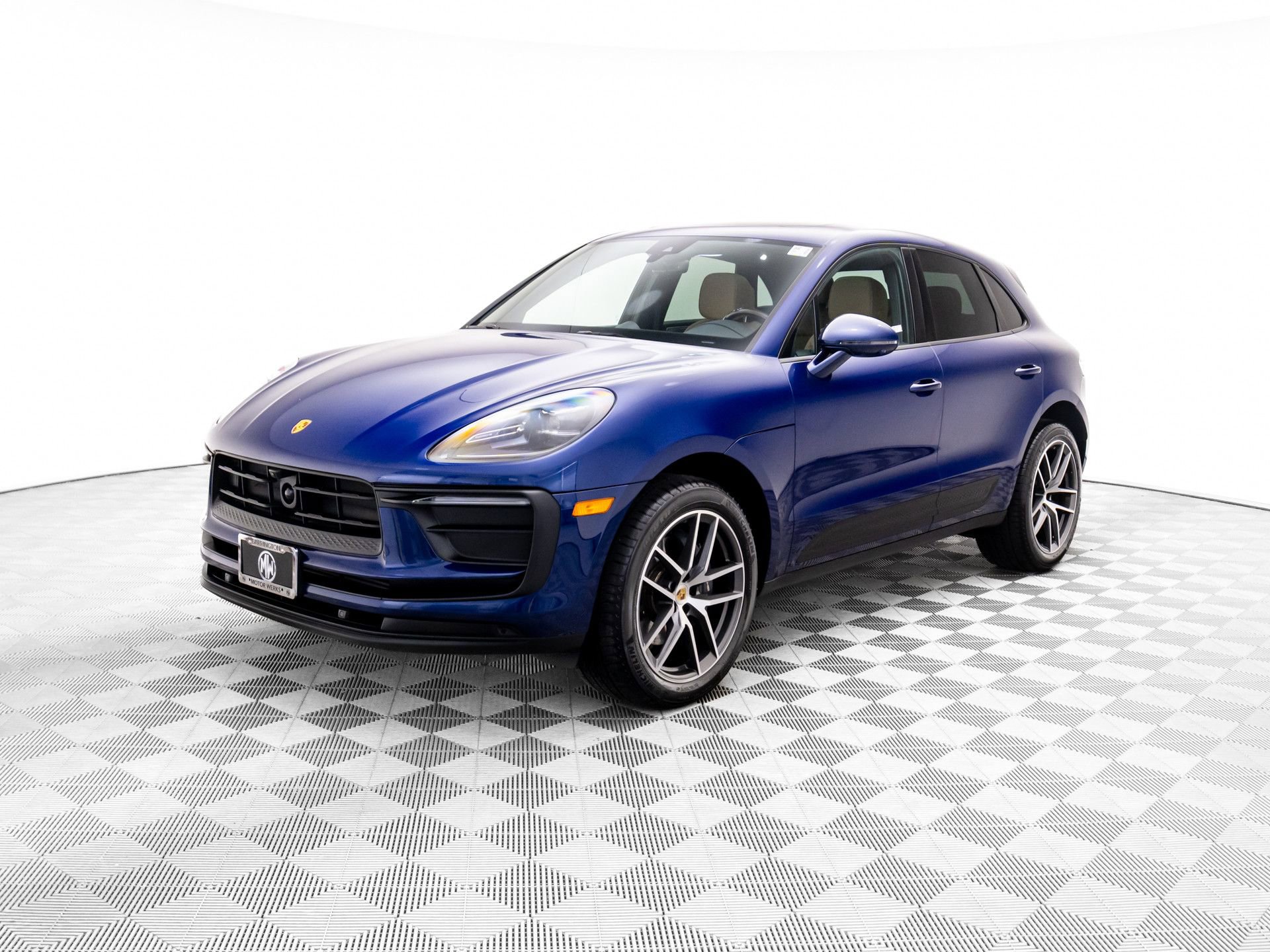 Certified 2025 Porsche Macan