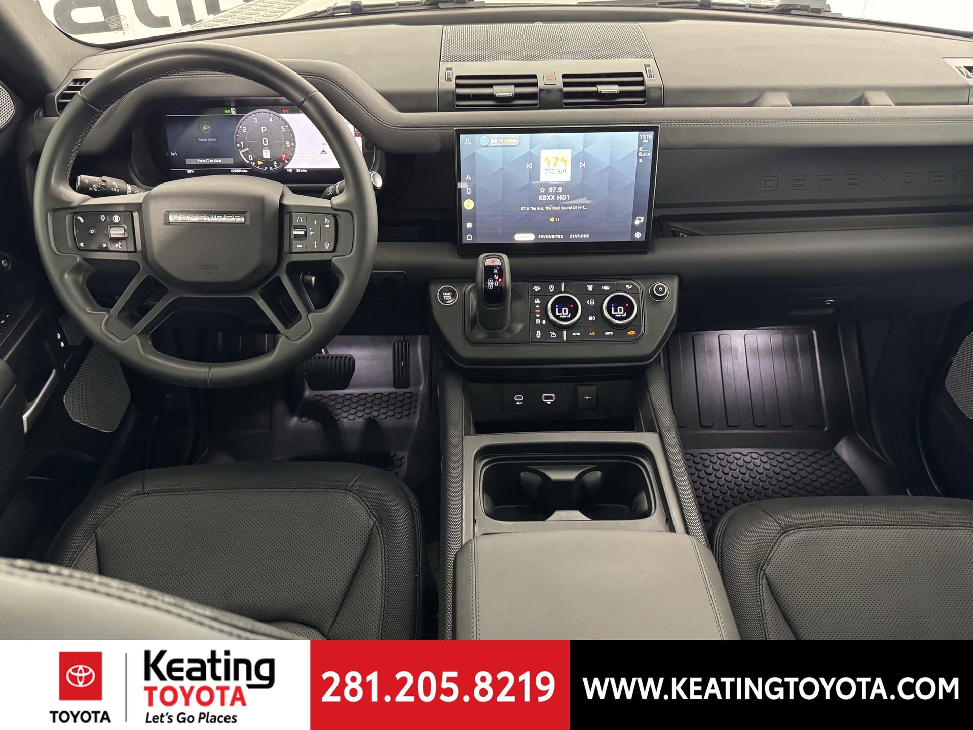 Used 2024 Land Rover Defender 130 Outbound image 23