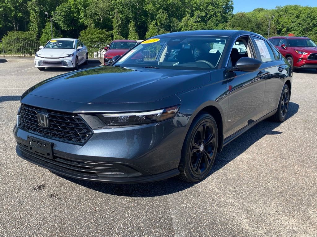 Used 2023 Honda Accord LX image 2