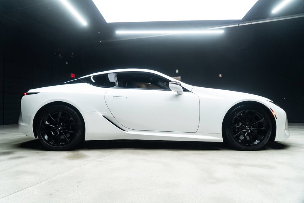 Used 2018 Lexus LC 500 Coupe w/ Touring Package RWD image 8