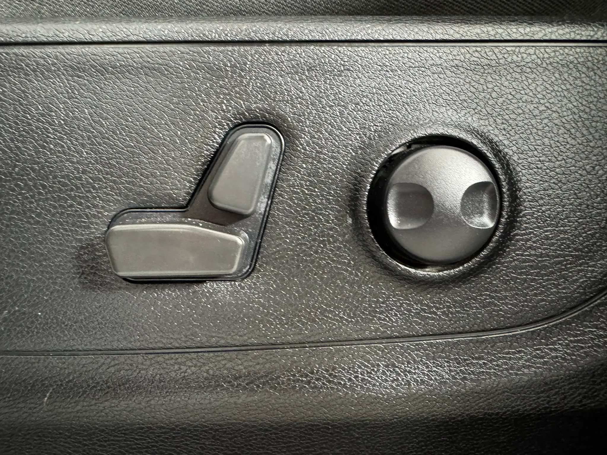 Used 2022 RAM 1500 Big Horn AWD/4WD image 32