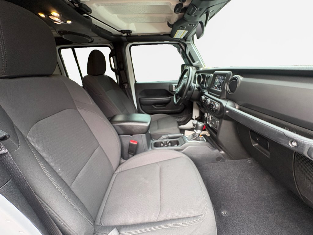 Certified 2022 Jeep Gladiator Sport AWD/4WD image 29
