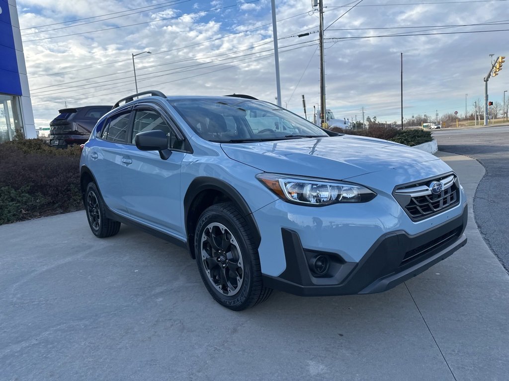 Used 2023 Subaru Crosstrek 2.0i image 3