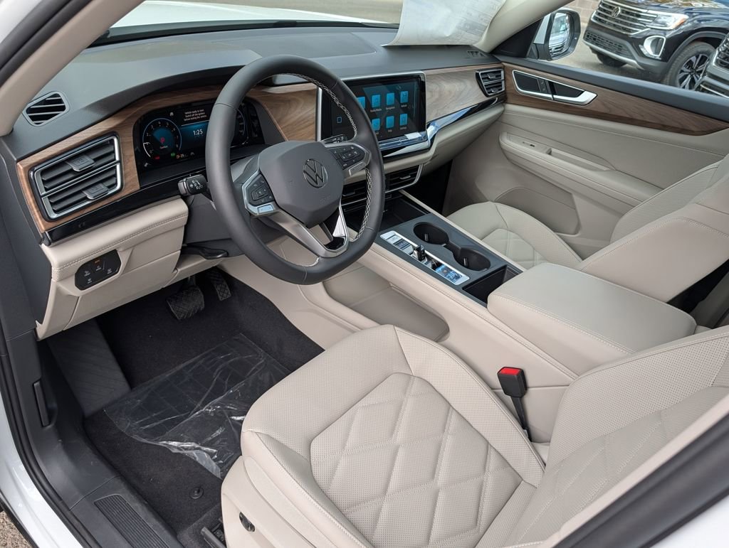 New 2026 Volkswagen Atlas SE image 10