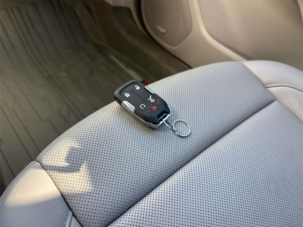 Used 2023 GMC Acadia SLT w/ Technology Package image 25