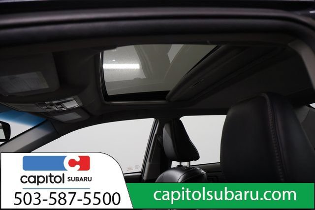 Used 2017 Toyota Camry XLE w/ Moonroof Package FWD image 15