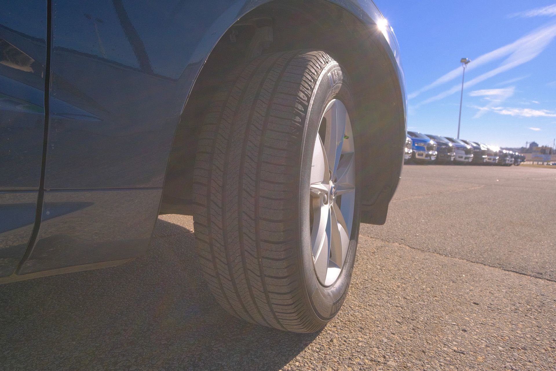 Used 2022 Volvo XC60 B5 Momentum image 43