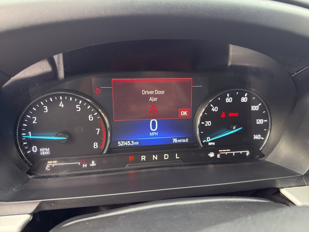 Used 2022 Ford Explorer XLT w/ Equipment Group 202A image 10