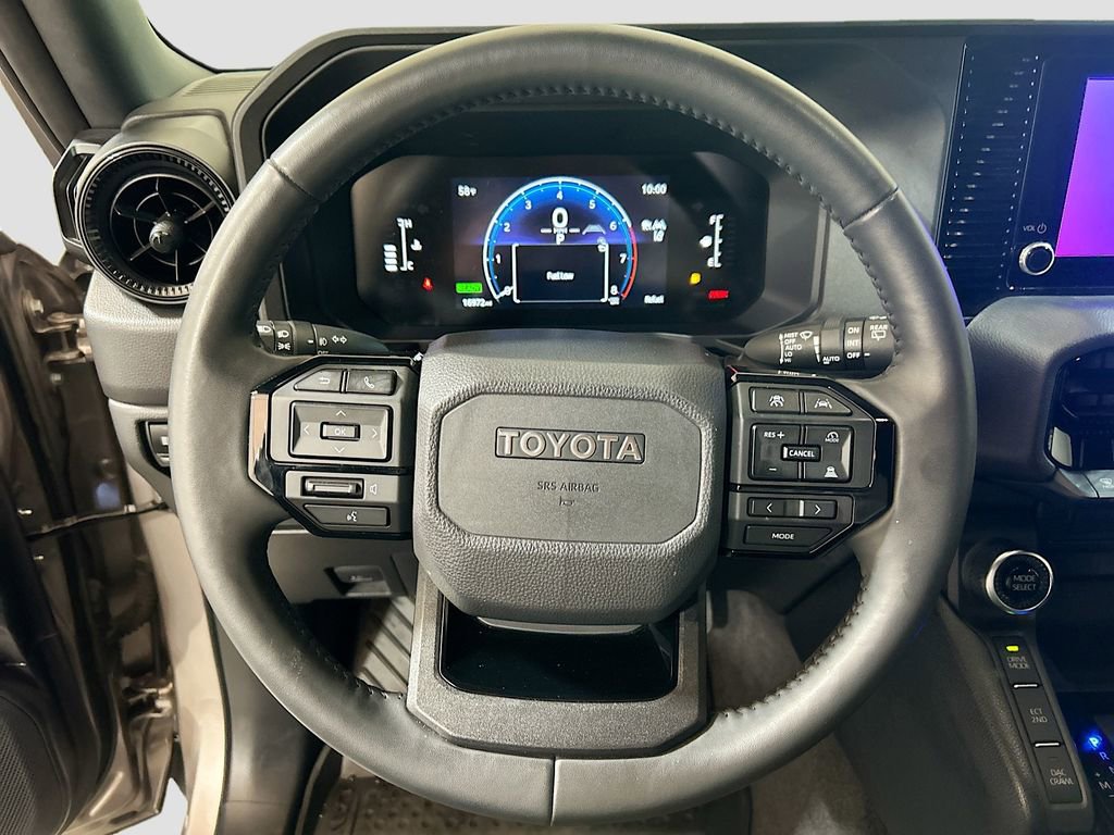 Used 2025 Toyota Land Cruiser 1958 AWD/4WD image 9
