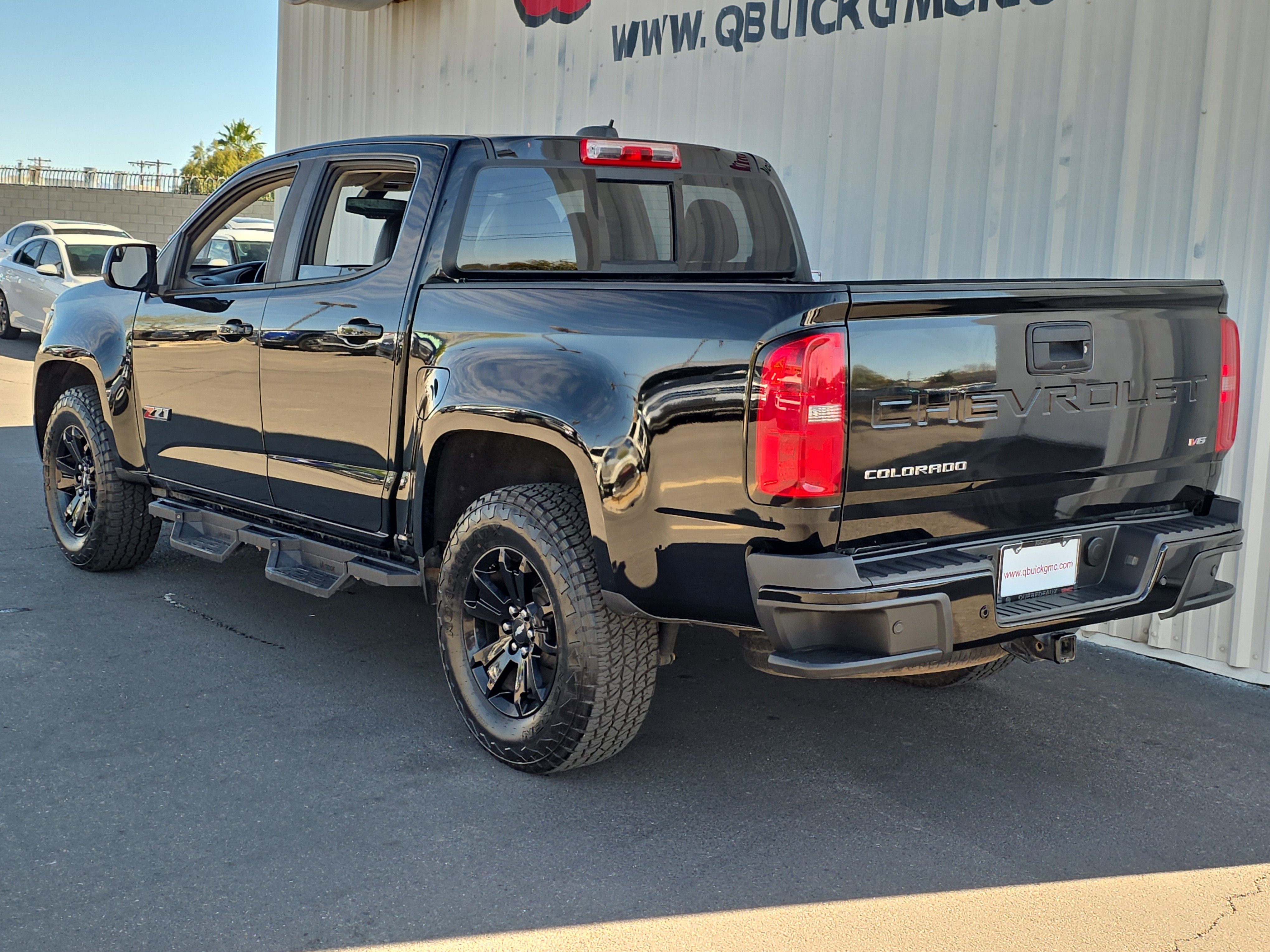 Used 2021 Chevrolet Colorado Z71 w/ Z71 Midnight Edition image 6