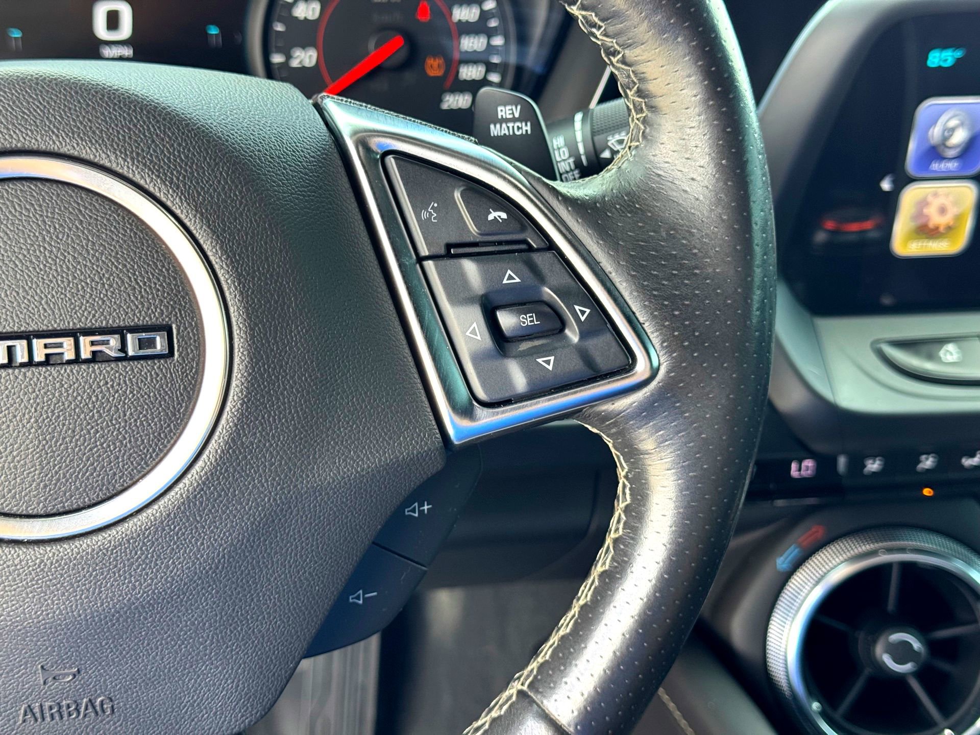 Used 2018 Chevrolet Camaro SS image 23