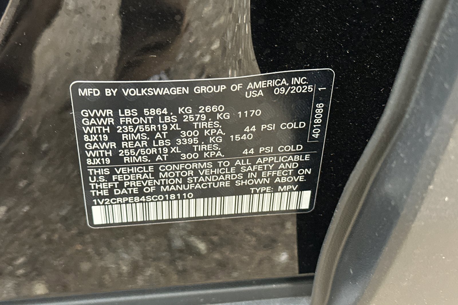 New 2025 Volkswagen ID.4 Pro image 28