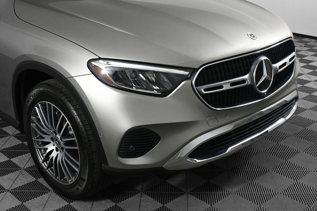 Used 2024 Mercedes-Benz GLC 300 image 35
