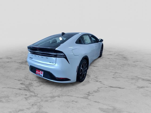 New 2026 Toyota Prius Plug-In Hybrid image 9