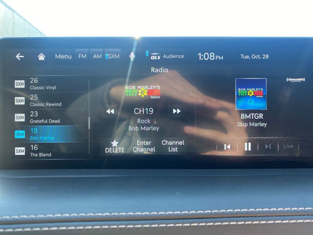 Certified 2025 Genesis GV70 3.5T Sport w/ Sport Prestige Package image 26