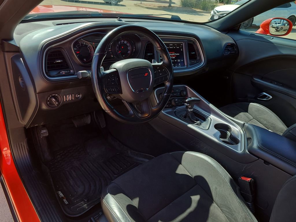 Used 2020 Dodge Challenger R/T w/ Plus Package image 8