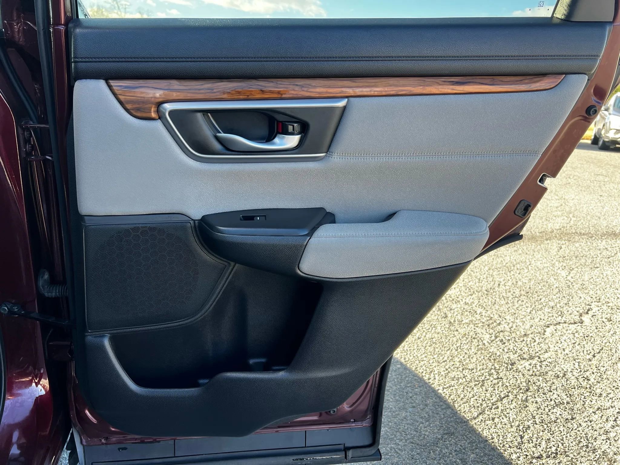 Used 2018 Honda CR-V EX image 29